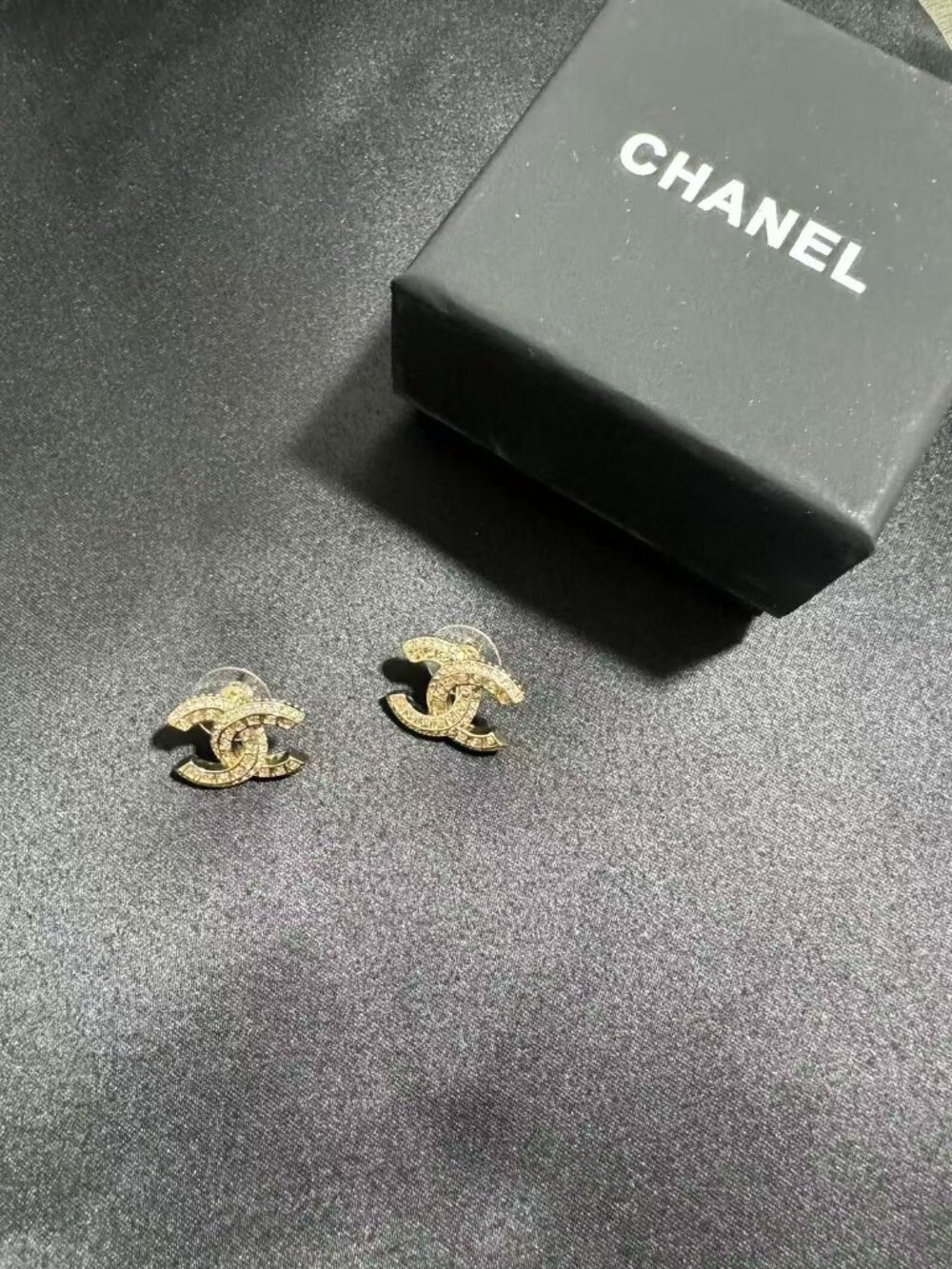 CHANEL Full Crystal CC Earrings | Elevate Any Look Instantly ✨